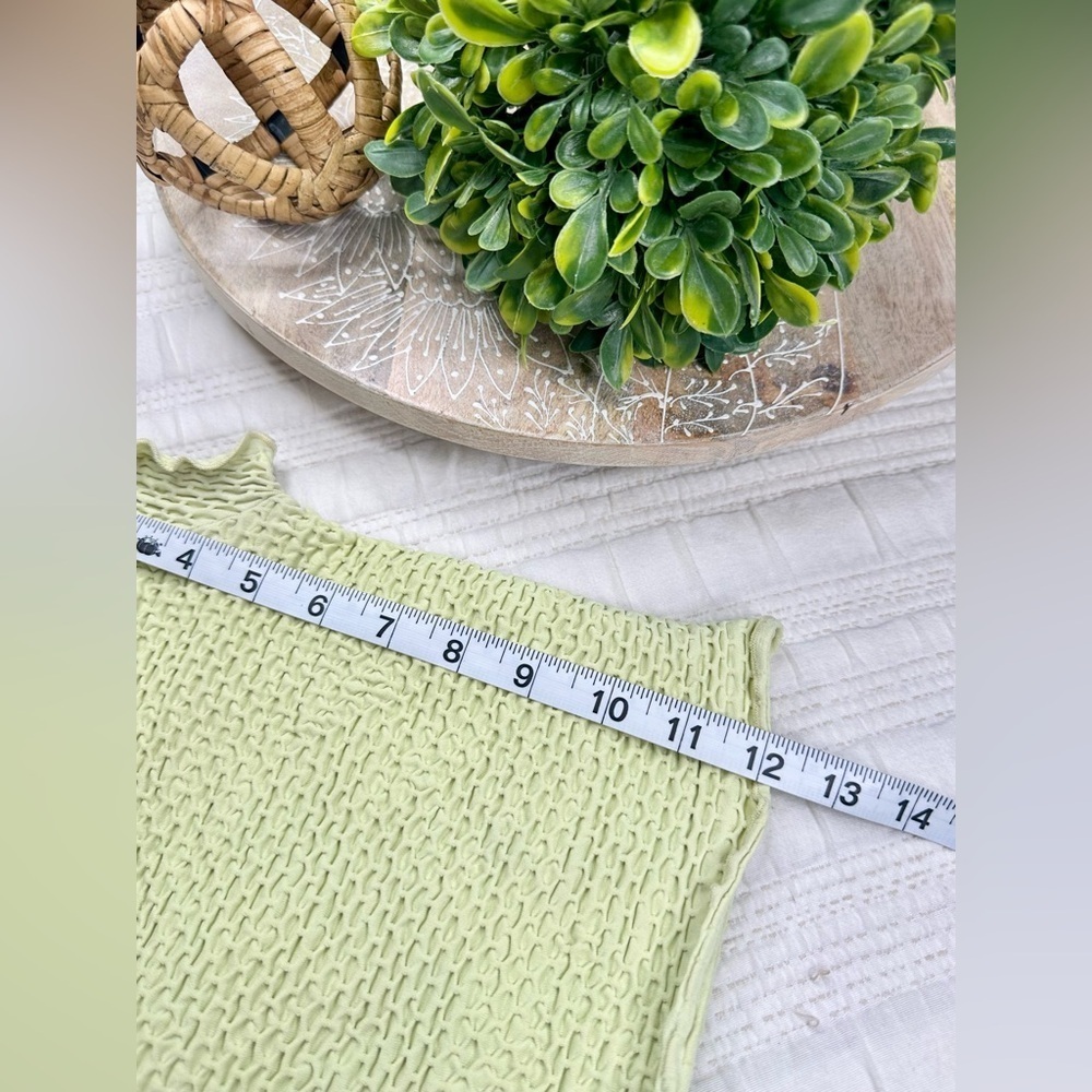 Free People Intimately Smocked Crop Top in Sleepylime Size XS/S - Picture 9 of 9